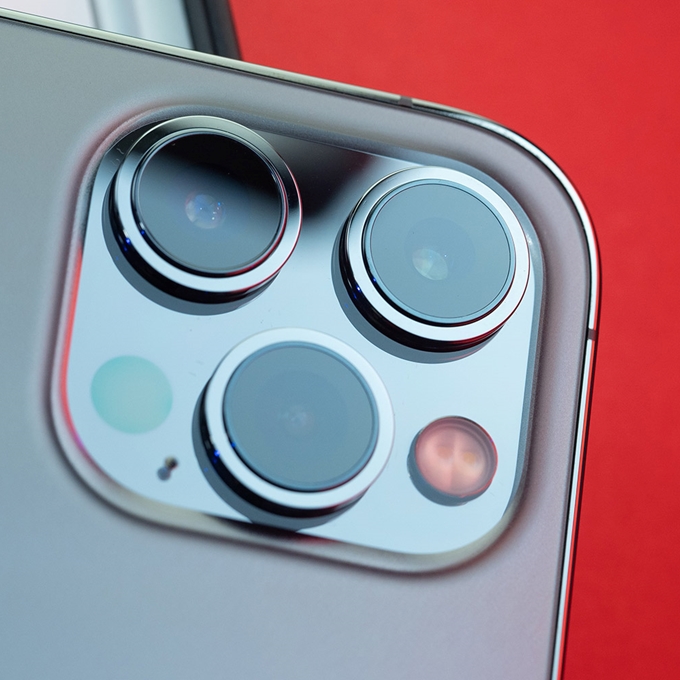 iPhone 12